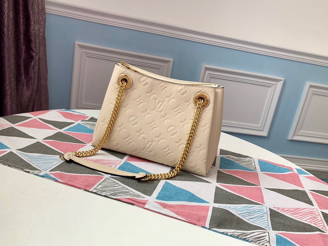 etal chain handbag 24*17*11CM