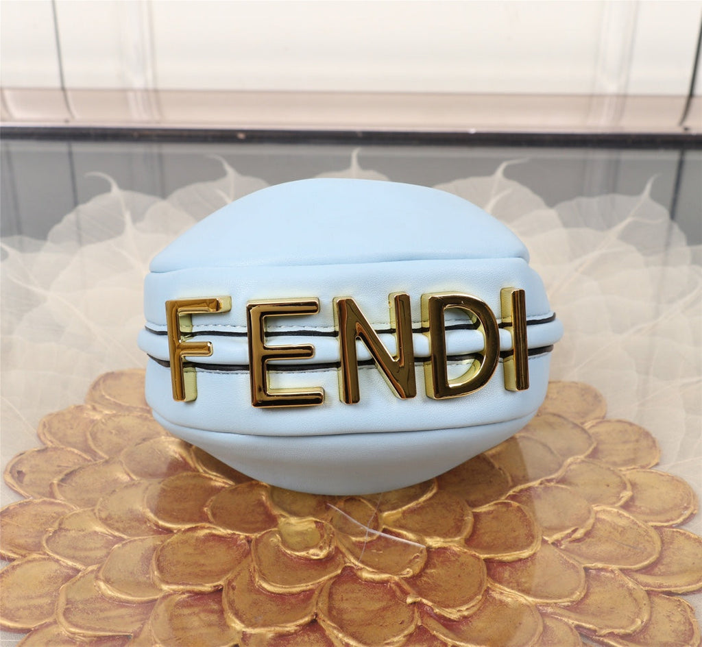 F e n d i moon blue16.5 x 14 x 5 cm