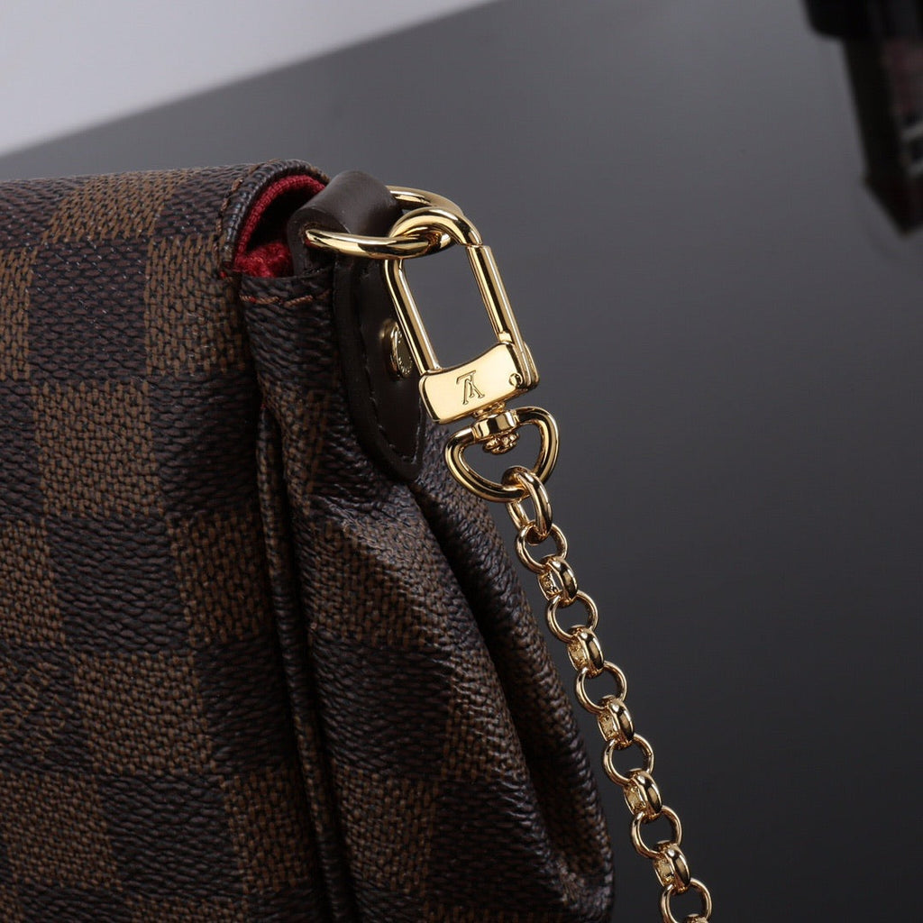 chain handbag monogram